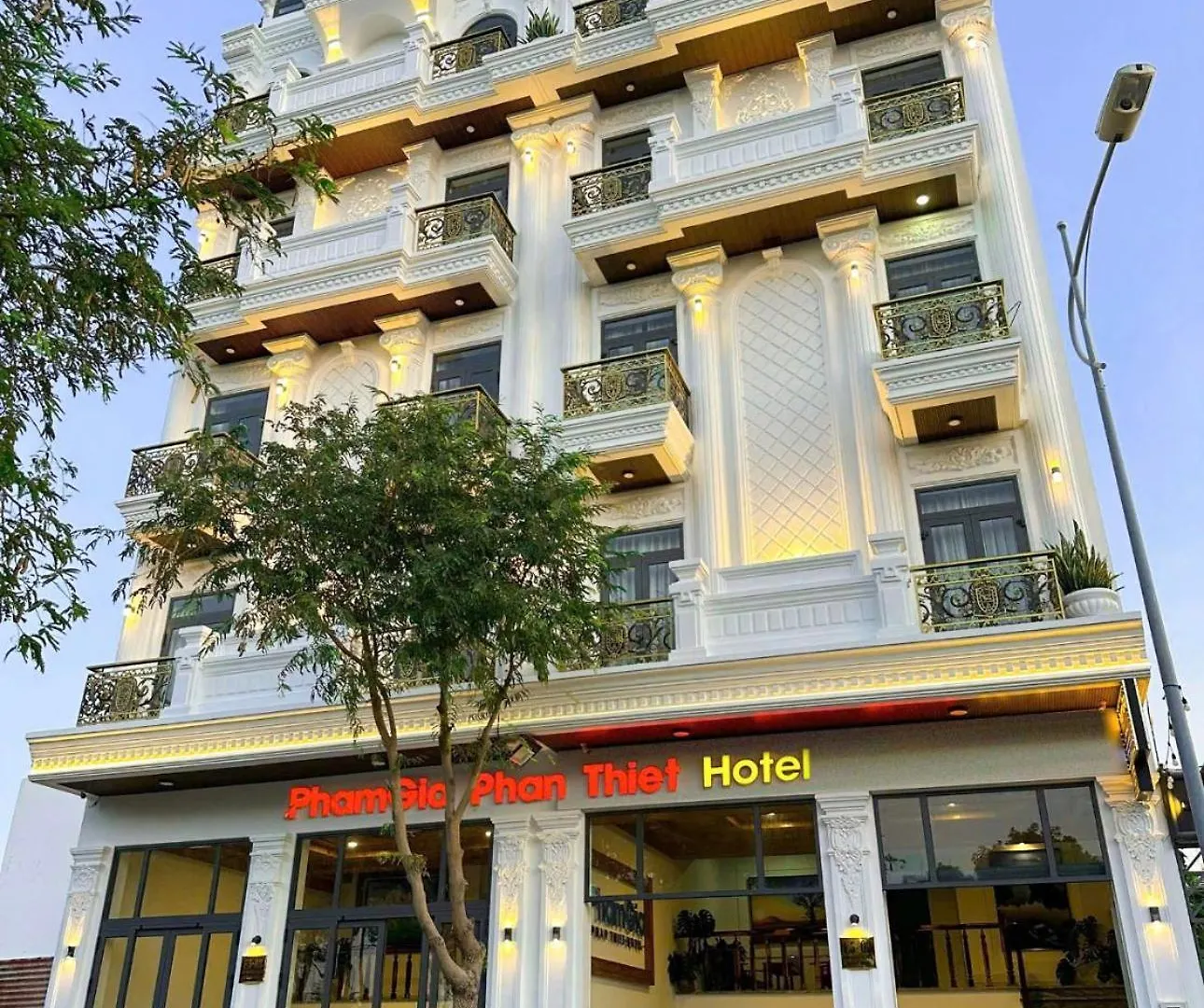 Hotel PhạM Gia Phan ThiéT Phan Thiết 0*,  Vietnam